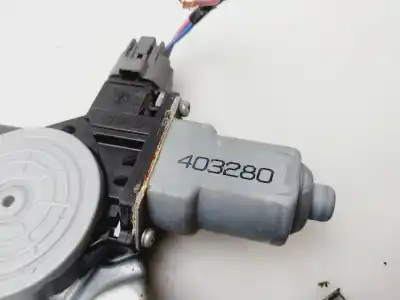 Peça sobressalente para automóvel em segunda mão elevador de vidros dianteiro direito por citroen c4 aircross seduction 2wd referências oem iam 1607715080