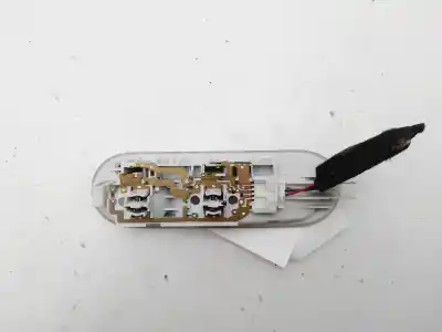 Second-hand car spare part interior light for dacia duster (hs_) 1.5 dci (hsmc) oem iam references 8200073231  