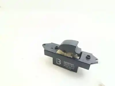 Peça sobressalente para automóvel em segunda mão botão / interruptor elevador vidro traseiro direito por citroen c4 aircross seduction 2wd referências oem iam mr587944