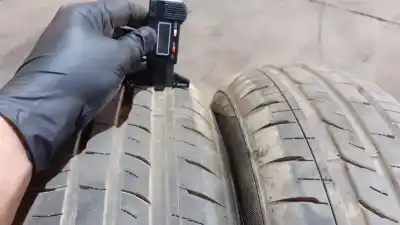 Second-hand car spare part TIRE for CITROEN SAXO 1.5 DIESEL 42 OEM IAM references 16565R14  