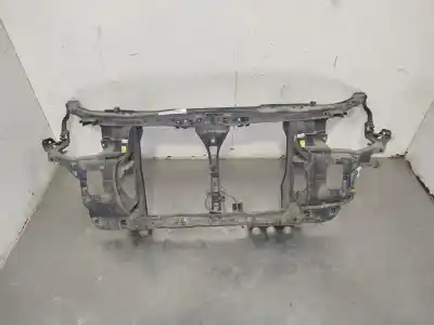 Recambio de automóvil de segunda mano de panel frontal para hyundai i30 comfort referencias oem iam   