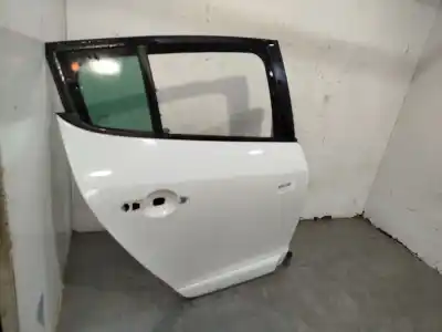 İkinci el araba yedek parçası ARKA SAG KAPI için RENAULT MEGANE III BERLINA 5 P  OEM IAM referansları 821006014R  