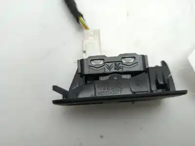 Second-hand car spare part right front power window switch for citroen c4 picasso/spacetourer feel 12v e-thp / puretech] oem iam references 96762292zd