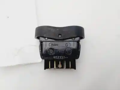 Second-hand car spare part right front power window switch for dacia duster (hs_) 1.5 dci (hsmc) oem iam references 8200602227  