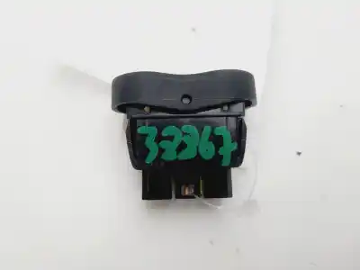Second-hand car spare part right front power window switch for dacia duster (hs_) 1.5 dci (hsmc) oem iam references 8200602227  