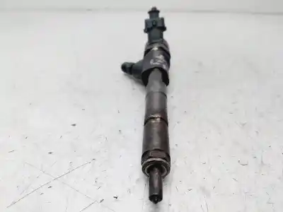 Second-hand car spare part injector for toyota yaris (ncp1/nlp1/scp1) 1.4 d-4d linea luna oem iam references 2367033010  