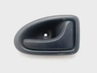 Pezzo di ricambio per auto di seconda mano maniglia interna posteriore destra per renault clio ii fase i (b/cbo) 1.9 d alize riferimenti oem iam 7700423888  