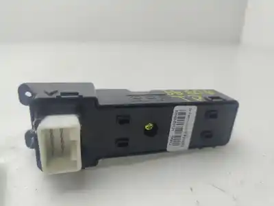 Автозапчасти б/у управление задними правыми стеклами за hyundai tucson (tl, tle) 1.7 crdi ссылки oem iam 93580d3131  