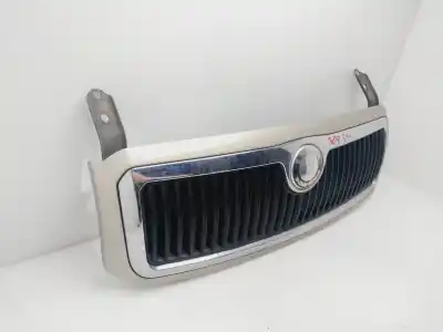 Second-hand car spare part front grille for skoda fabia (6y2/6y3) young line oem iam references 6y0853668b  