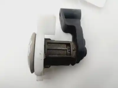 Автозапчастина б/у циліндр передніх правіх дверей для renault clio ii fase i (b/cbo) 1.2 посилання на oem iam 500375  