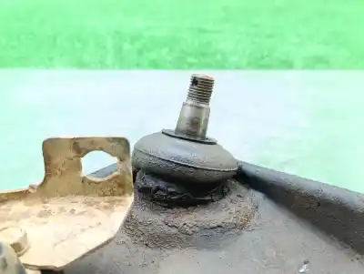 Pezzo di ricambio per auto di seconda mano braccio sospensione superiore anteriore destro per mitsubishi montero (l040) 2500 td riferimenti oem iam mr296094   Pezzo di ricambio per auto di seconda mano braccio sospensione superiore anteriore destro per mitsubishi montero (l040) 2500 td riferimenti oem iam mr296094