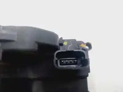 Автозапчастина б/у замок заднього правого дверя для renault clio iii authentique посилання на oem iam 8200525238  