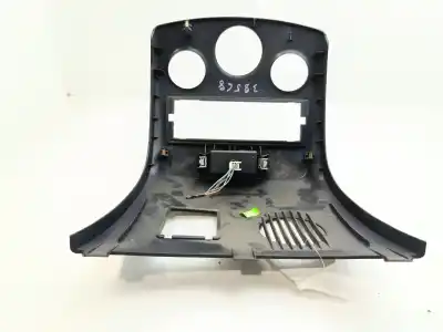 Peça sobressalente para automóvel em segunda mão consola central por renault clio iii imusic confort dynamique referências oem iam 8200407843a