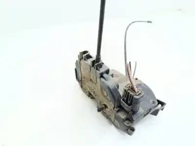 Pezzo di ricambio per auto di seconda mano serratura porta posteriore sinistra per renault clio iii pack authentique riferimenti oem iam 8200300128  