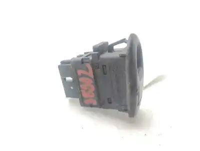 Pièce détachée automobile d'occasion commande de lève vitre avant droit pour citroen c3 1.4 hdi (68 cv) 1.4 hdi références oem iam 96605364xt  