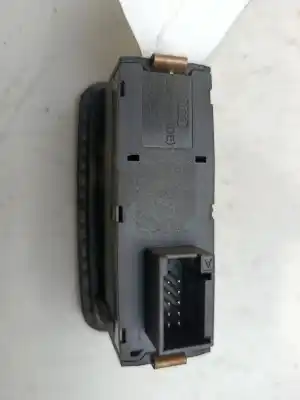 Автозапчастина б/у увага для audi a1 (8x) attraction посилання на oem iam 8x0959672a  