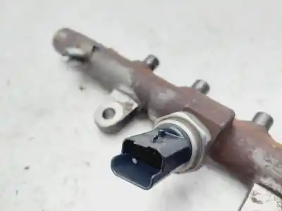 Peça sobressalente para automóvel em segunda mão régua / rampa de injetores por renault scenic ii confort expression referências oem iam 8200397346