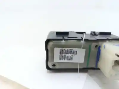 Pezzo di ricambio per auto di seconda mano comandi alzacristalli posteriore sinistro per chrysler 300 c 3.0 crd cat riferimenti oem iam 04602787aa  