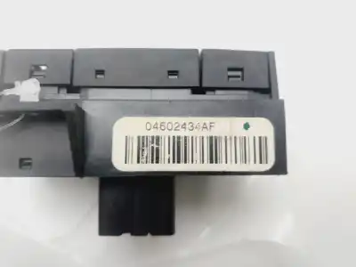 Second-hand car spare part hazard warning lights for chrysler 300 c 3.0 crd cat oem iam references 04602434af  