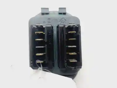 Peça sobressalente para automóvel em segunda mão botão / interruptor elevador vidro dianteiro esquerdo por renault megane i scenic (ja0) 1.9 dti diesel cat 98 cv / 72 kw referências oem iam 7700836269