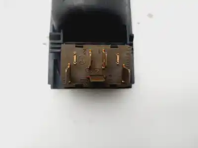 Tweedehands auto-onderdeel binnen voor rechts handvat voor audi 100 c4 sedán (4a2) 2.3 e oem iam-referenties 4a0837020a