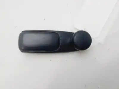 Peça sobressalente para automóvel em segunda mão manivela / manipulo do vidro traseiro direito por peugeot 308 access referências oem iam 9653797777