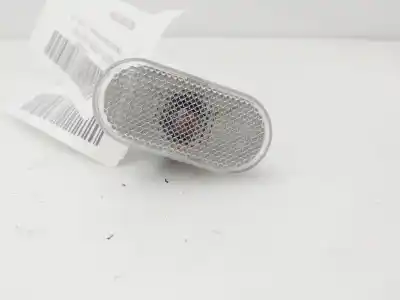 Peça sobressalente para automóvel em segunda mão farolim do lado esquerdo por dacia logan ambiance referências oem iam 8200257684   Peça sobressalente para automóvel em segunda mão farolim do lado esquerdo por dacia logan ambiance referências oem iam 8200257684