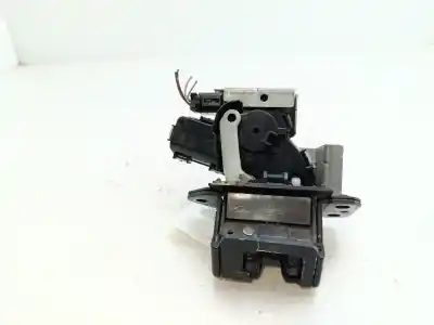 Second-hand car spare part trunk lock for mazda 2 (de_, dh_) 1.3 (de3fs) oem iam references df7162310d  