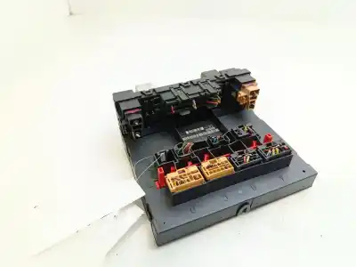 Recambio de automóvil de segunda mano de CAJA RELES / FUSIBLES para VOLKSWAGEN CADDY KA/KB (2K) Life referencias OEM IAM 3C0937049AJ  