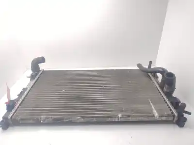 Recambio de automóvil de segunda mano de RADIADOR AGUA para MERCEDES-BENZ VITO (W639) BASIC, COMBI 111 CDI Largo (639.603) 116 CV / 85 KW referencias OEM IAM A6395010401  