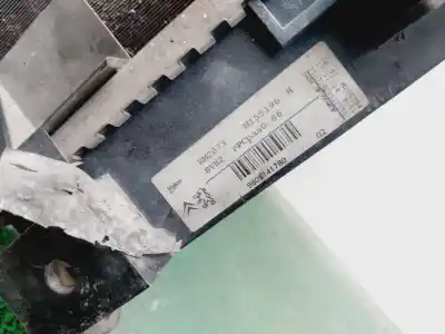 Peça sobressalente para automóvel em segunda mão radiador de água por peugeot 308 access referências oem iam 9809141780  