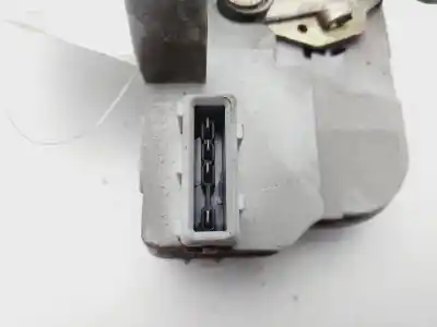 Pezzo di ricambio per auto di seconda mano serratura porta posteriore destra per peugeot 307 break/sw (s2) sw 90 cv / 66 kw riferimenti oem iam 9138g0  