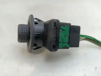 Second-hand car spare part rearview side mirror switch for dacia duster (hs_) 1.5 dci (hsmc) oem iam references 8200002442b  