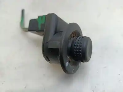 Second-hand car spare part rearview side mirror switch for dacia duster (hs_) 1.5 dci (hsmc) oem iam references 8200002442b  