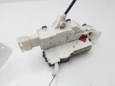 Pezzo di ricambio per auto di seconda mano serratura porta anteriore sinistra per peugeot 407 st confort riferimenti oem iam 9659739880  