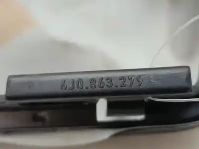 Peça sobressalente para automóvel em segunda mão forra da alavanca de velocidades por seat ibiza iv sc (6j1, 6p5) 1.4 referências oem iam 6j0863279