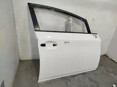 Second-hand car spare part front right door for toyota prius (nhw30) plug-in hybrid advance oem iam references 6700147071