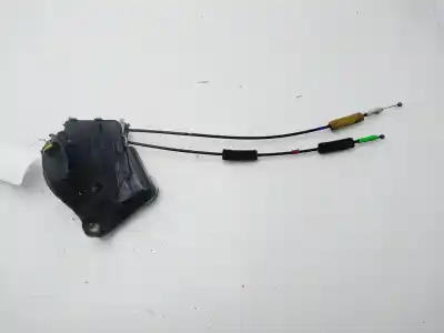 Автозапчастина б/у замок передніх дверей лівий для toyota prius (nhw30) plug-in hybrid advance посилання на oem iam 6904052340  