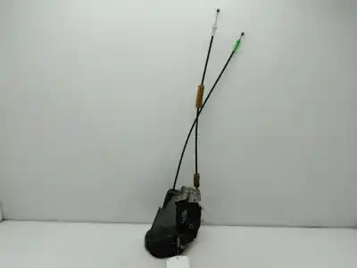 Автозапчастина б/у замок заднього правого дверя для toyota prius (nhw30) plug-in hybrid advance посилання на oem iam 6905047070  