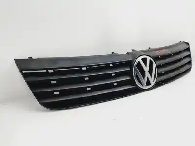 Second-hand car spare part Front Grille for VOLKSWAGEN PASSAT B5 (3B2) 1.9 TDI OEM IAM references 3B0853653C   Second-hand car spare part Front Grille for VOLKSWAGEN PASSAT B5 (3B2) 1.9 TDI OEM IAM references 3B0853653C
