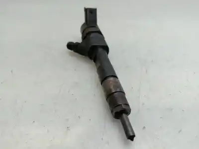 Second-hand car spare part injector for renault kangoo (f/kc0) authentique 4x4 oem iam references 7700111014  