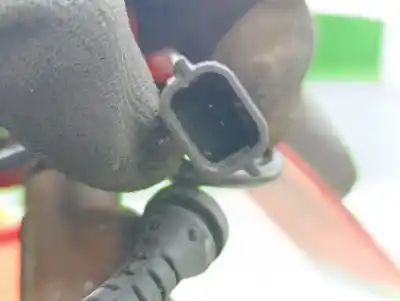 Автозапчастина б/у передній прав для dacia sandero stepway essential посилання на oem iam 400146417r  