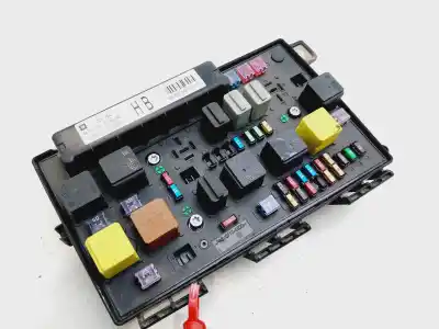 İkinci el araba yedek parçası röle/sigorta kutusu için opel astra gtc sport oem iam referansları 13206754  