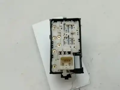 Second-hand car spare part right front power window switch for toyota prius (nhw30) plug-in hybrid advance oem iam references 8481033120