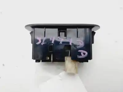 Second-hand car spare part  for TOYOTA AURIS  OEM IAM references 848100D030  