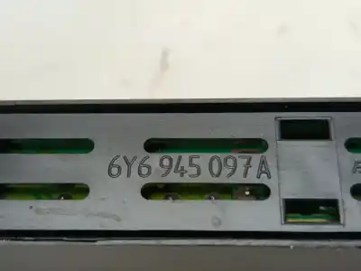 Автозапчасти б/у центральный стоп-сигнал за skoda fabia (6y2/6y3) classic ссылки oem iam 6y6945097a  