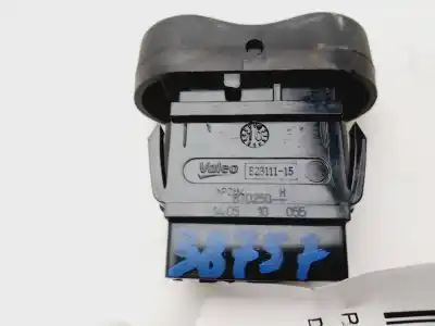 Second-hand car spare part door lock switch for dacia sandero ambiance oem iam references 870250h