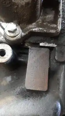 Peça sobressalente para automóvel em segunda mão motor completo por renault scenic ii grand dynamique referências oem iam k4m766  