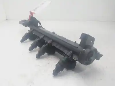 Автозапчастина б/у рампа инжектора для volkswagen new beetle (9c1/1c1) 1.6 посилання на oem iam 06a133317a  