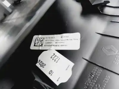 Автозапчастина б/у аераційна решіта для dacia sandero stepway essential посилання на oem iam 681351354r